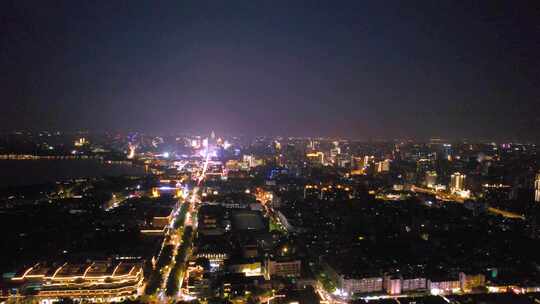 航拍杭州吴山城隍阁建筑夜景视频