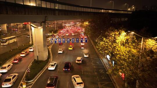 航拍城市夜景道路车流