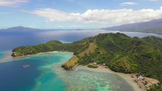 热带岛屿和蓝海