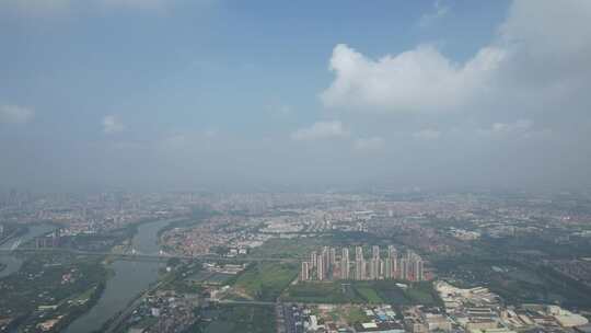 高空视角的东莞城区航拍