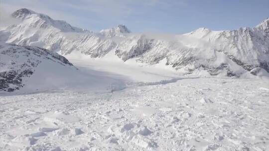 南极洲的拉森冰架成为全球变暖的受害者视频素材模板下载