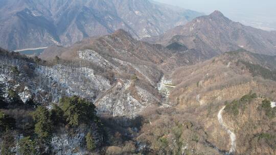 初春的西安钟南山南五台