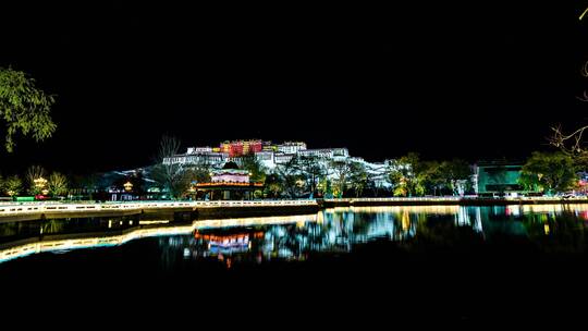 4K拉萨布达拉宫水中夜景延时视频素材模板下载