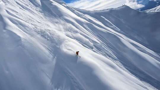 滑雪者4K航拍旅游宣传运动品牌广告片头