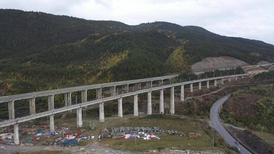 香格里拉，高速路，河流，高原，农场，藏区视频素材模板下载