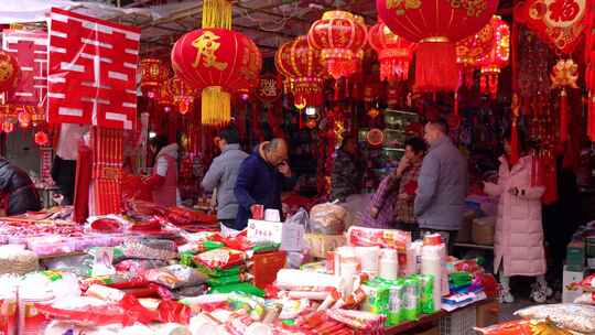 新年春节传统红灯笼买年货庙会喜庆年味视频