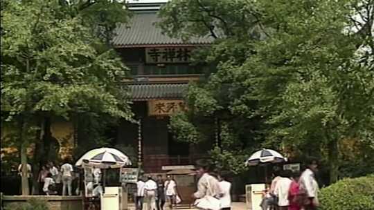 70年代 80年代 杭州 灵隐寺 飞来石视频素材模板下载