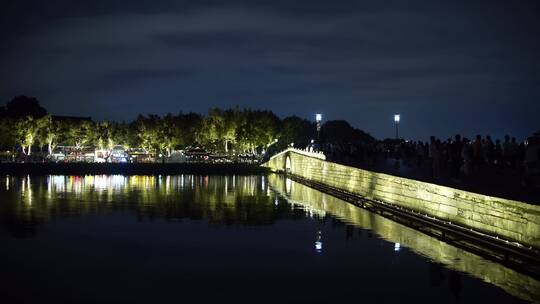 杭州西湖景区断桥夜景视频素材模板下载