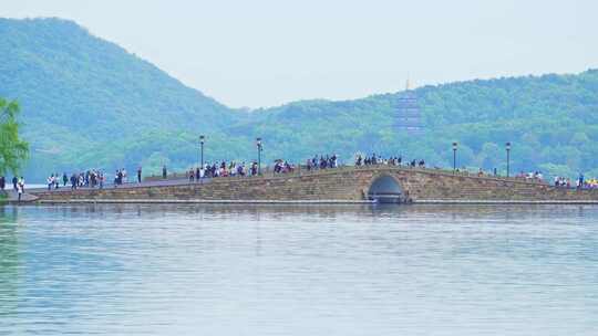 杭州西湖白堤玉带桥风景