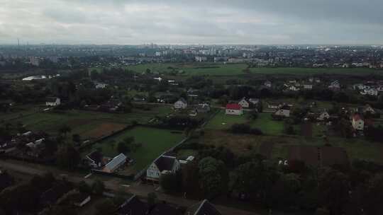 航拍郊区村庄风景