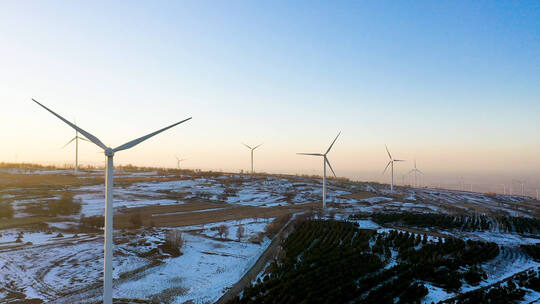 风力发电高山雪地风车环保新能源