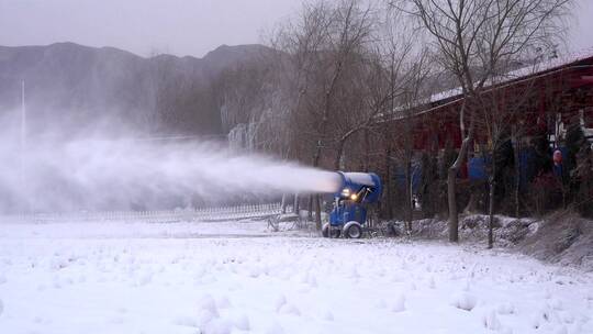 人工造雪 造雪机