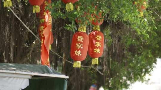 唯美空镜疍家人渔村风景红灯笼飘动水上习俗