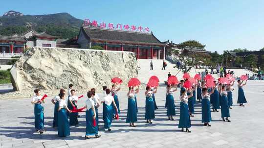 第六届黄河泰山文化旗袍节