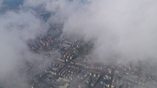 4K航拍珠海斗门城市日出朝阳平流雾云海