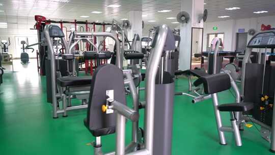 运动器材 健身房 训练视频素材模板下载