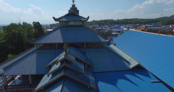 4k云南傣族蓝色彩钢瓦民族建筑屋顶