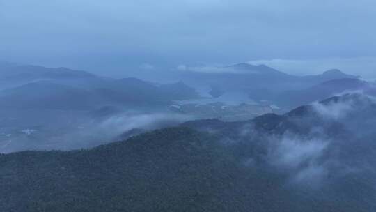 海南乐东群山平流雾视频素材模板下载