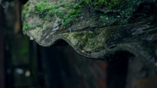 老房子下雨意境空镜