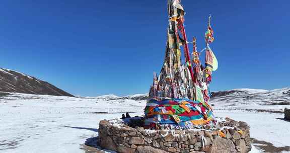 高原 雪山 宗教 寺庙