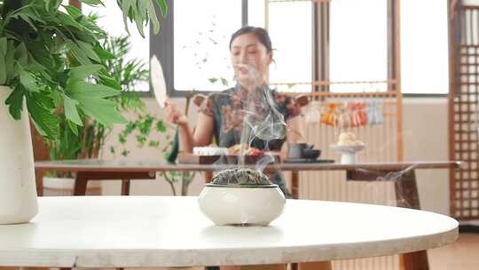 端午节包粽子做香囊戴红绳视频素材模板下载