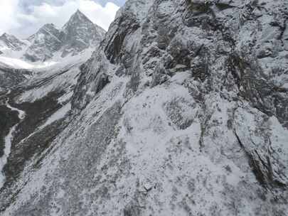 冬天毕棚沟雪景fpv穿越机航拍阿坝州雪山