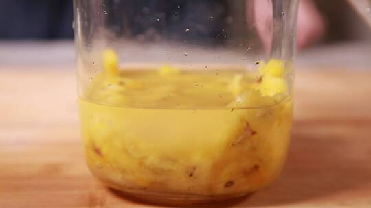 酿造菠萝酒水果酒