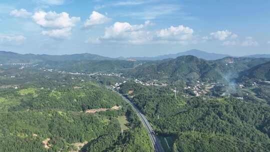 高速公路航拍山区道路风光