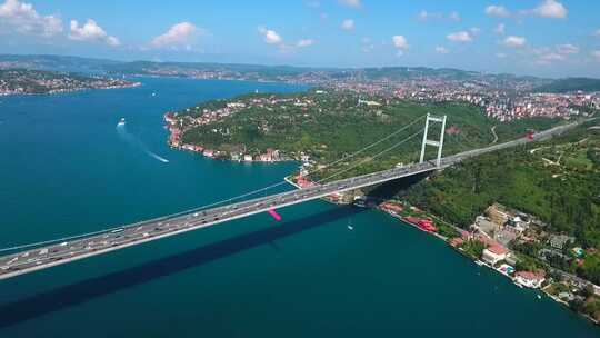 伊斯坦布尔市与博斯普鲁斯海峡大桥4