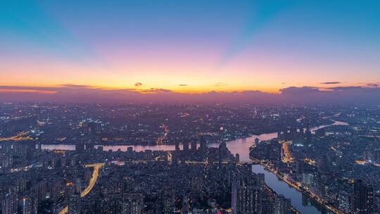 广州珠江岸城市建筑群与夕阳晚霞延时风光