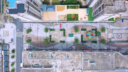 俯拍江西吉安县汇金商业城步行街视频素材模板下载