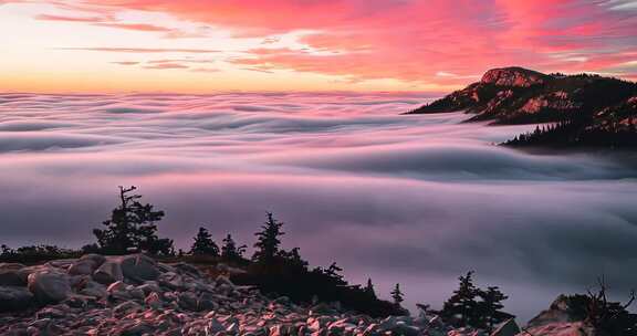 山顶云海日落延时风景