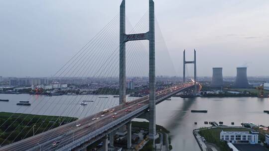 航拍上海闵浦大桥