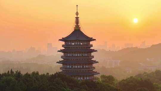 航拍清晨日出杭州西湖风景区雷峰塔建筑同框