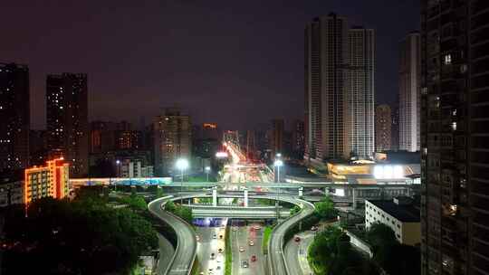 航拍重庆谢家湾轻轨地铁夜景视频素材模板下载