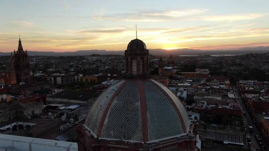 墨西哥圣米格尔地标建筑夕阳黄昏夕阳航拍