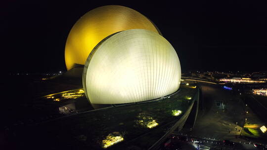 粤港澳大湾区地标珠海夜景日月贝情侣路