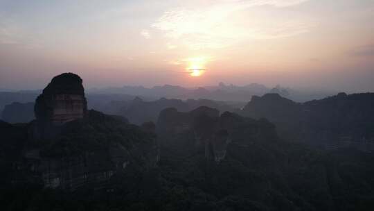 航拍广东韶关丹霞山惋惜夕阳