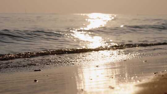 唯美浪漫海面水面日出日落波光粼粼