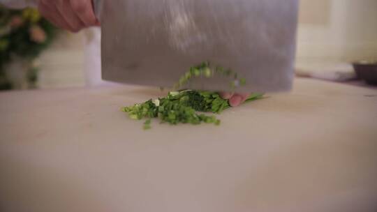 厨师切韭菜视频素材模板下载