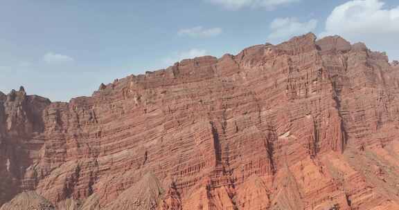 天山神秘大峡谷丹霞地貌航拍