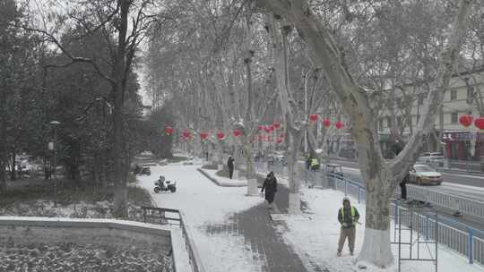 河南南阳人民路航拍冬季雪景