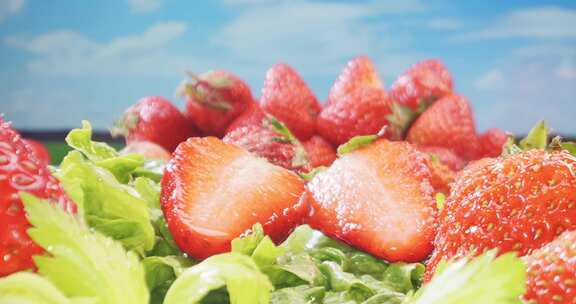 草莓 草莓果汁 饮品饮料广告 水果广告 牛奶