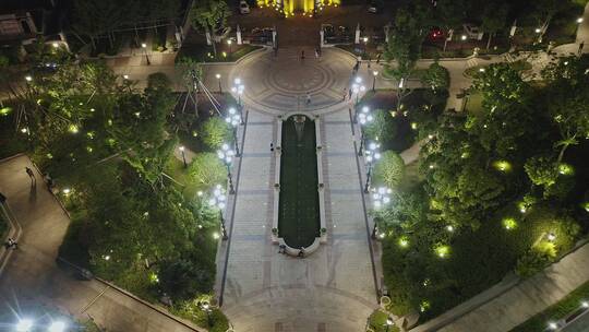 华丽典雅的欧式庭院广场夜景