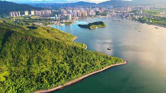 惠州大亚湾山水环绕的城市风光鸟瞰全景