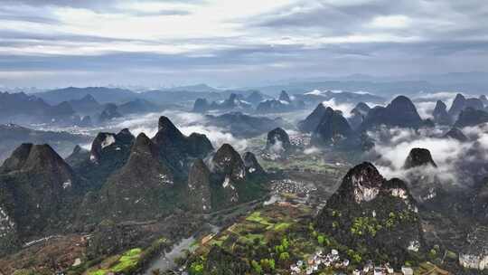 桂林山水喀斯特地貌航拍中国