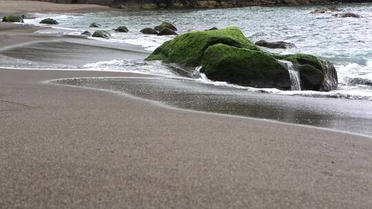 海边沙滩海水浪花