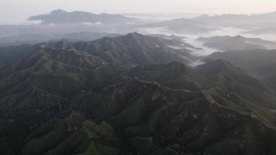 航拍金山岭长城