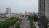 湖北荆门城市大道交通车辆行驶航拍高清在线视频素材下载