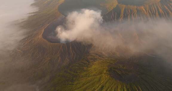 航拍印尼Bromo火山